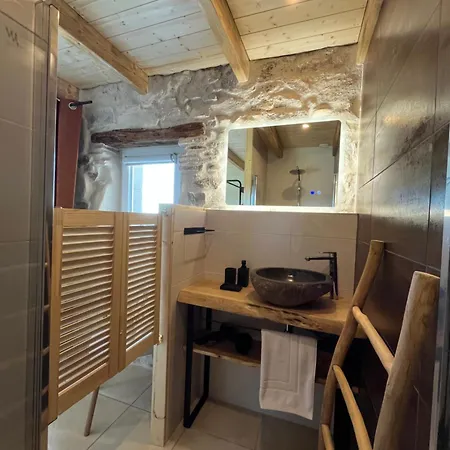 Bed & Breakfast Domaine De Galaure